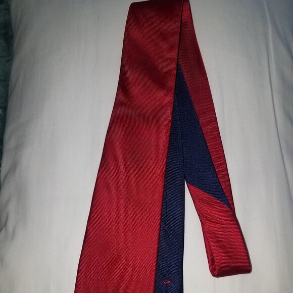 Tommy Hilfiger two tone tie - Picture 1 of 4